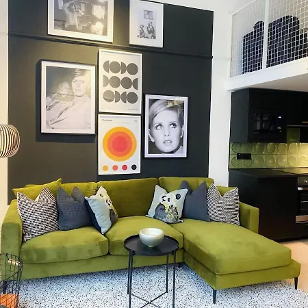 Modern And Bright Three Bed Apartamento Bristol